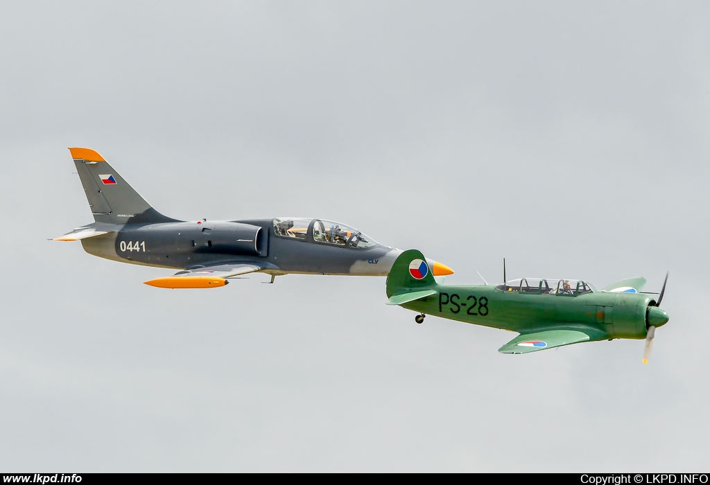 LOM-CLV – Let C-11 (Yak-11) OK-JZE