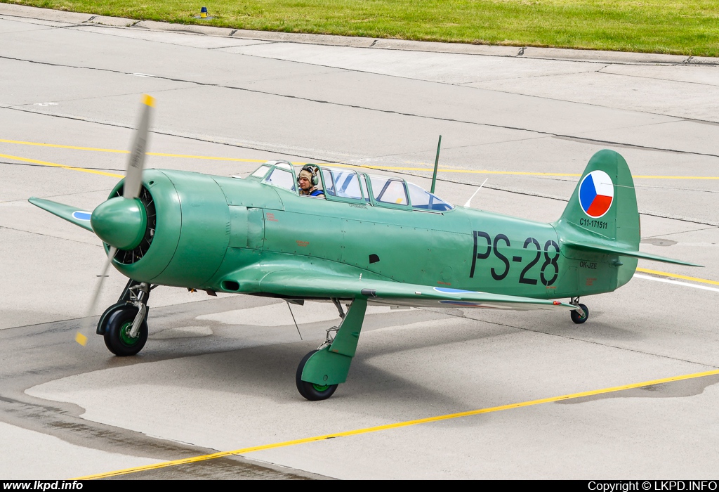 LOM-CLV – Let C-11 (Yak-11) OK-JZE