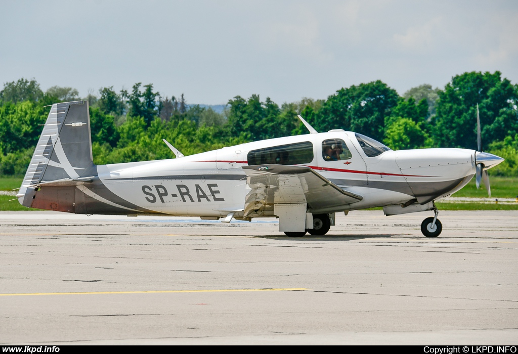 Private/Soukrom – Mooney M-20TN SP-RAE