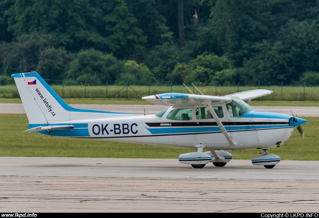 Private/Soukrom – Cessna 172N OK-BBC