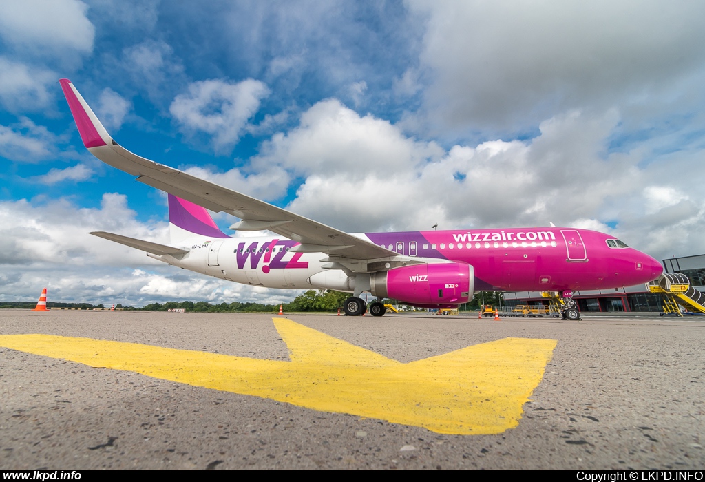 Wizz Air – Airbus A320-232 HA-LYM