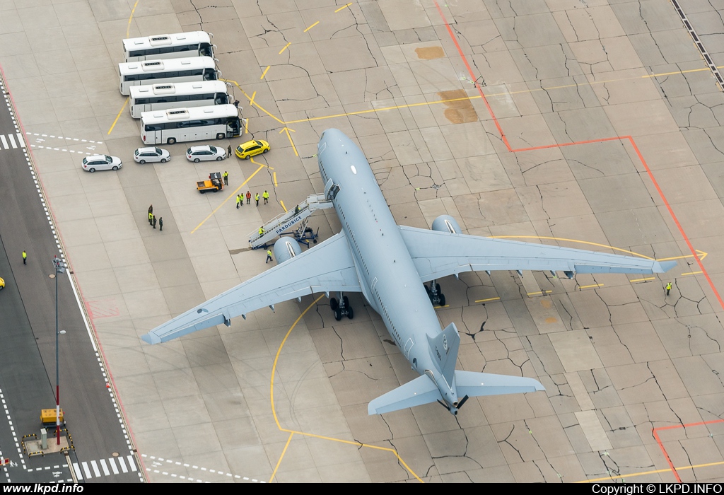 NETHERLANDS AIR FORCE – Airbus A330-243MRTT T-055