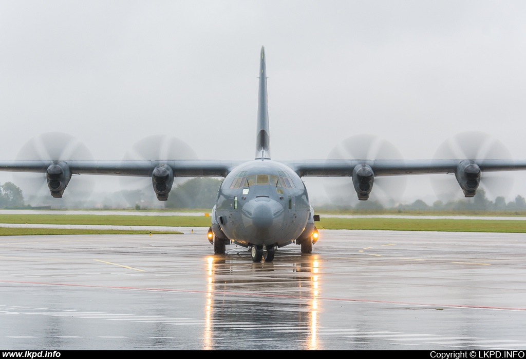 Iraqi Air Force – Lockheed C-130J-30 Hercules YI-307