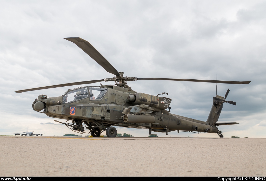 USAF – Boeing AH-64D Apache 09-5596