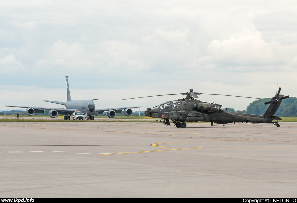 USAF – Boeing AH-64D Apache 09-5596