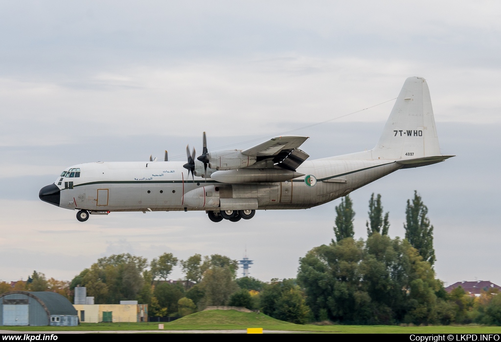 Algeria Air Force – Lockheed C-130H-30 Hercules 7T-WHO