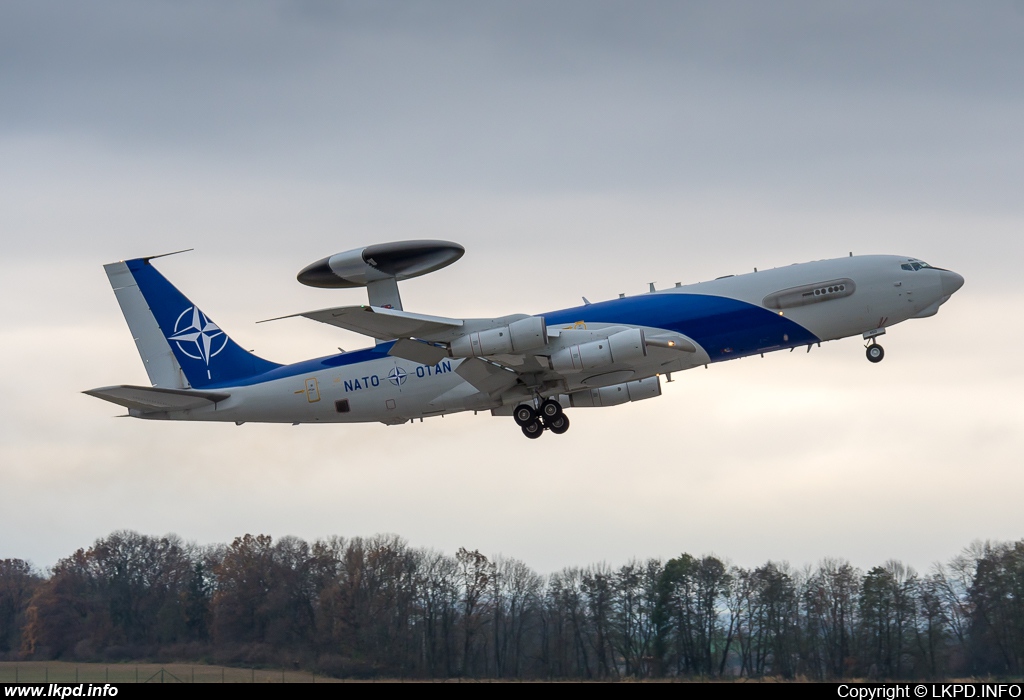 NATO – Boeing E-3A AWACS LX-N90450