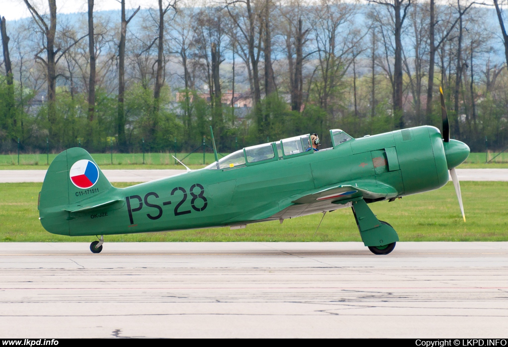 LOM-CLV – Let C-11 (Yak-11) OK-JZE