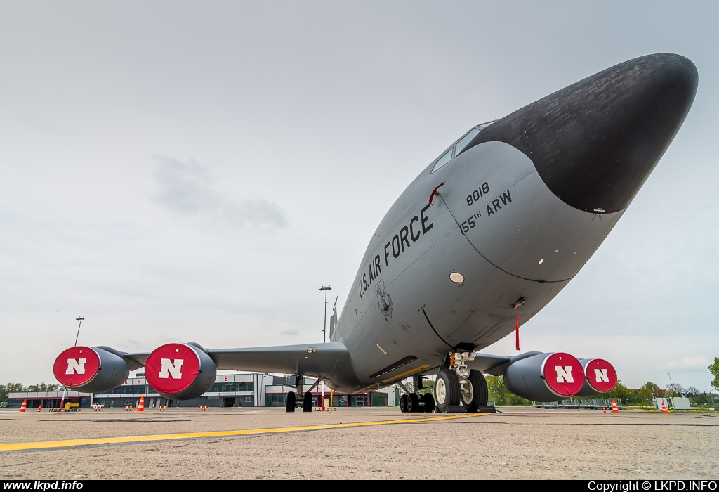 USAF – Boeing KC-135R Stratotanker 63-8018