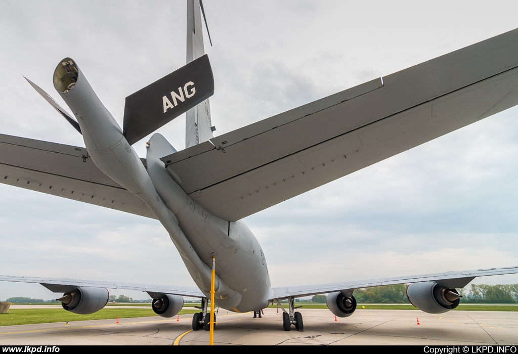 USAF – Boeing KC-135R Stratotanker 63-8018