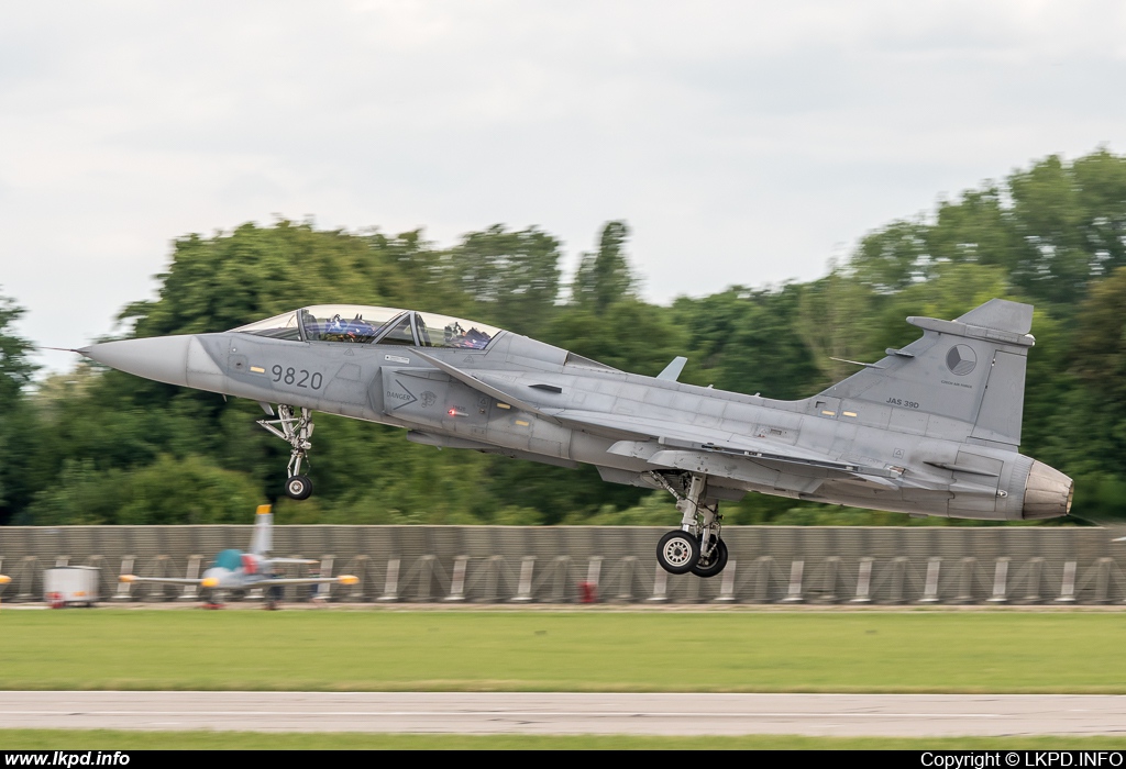 Czech Air Force – Saab JAS -39D Gripen 9820