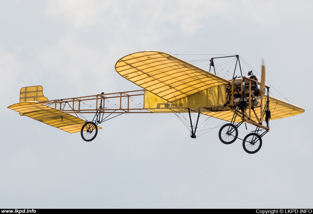 Private/Soukrom – Replica Bleriot XI OK-RAL02