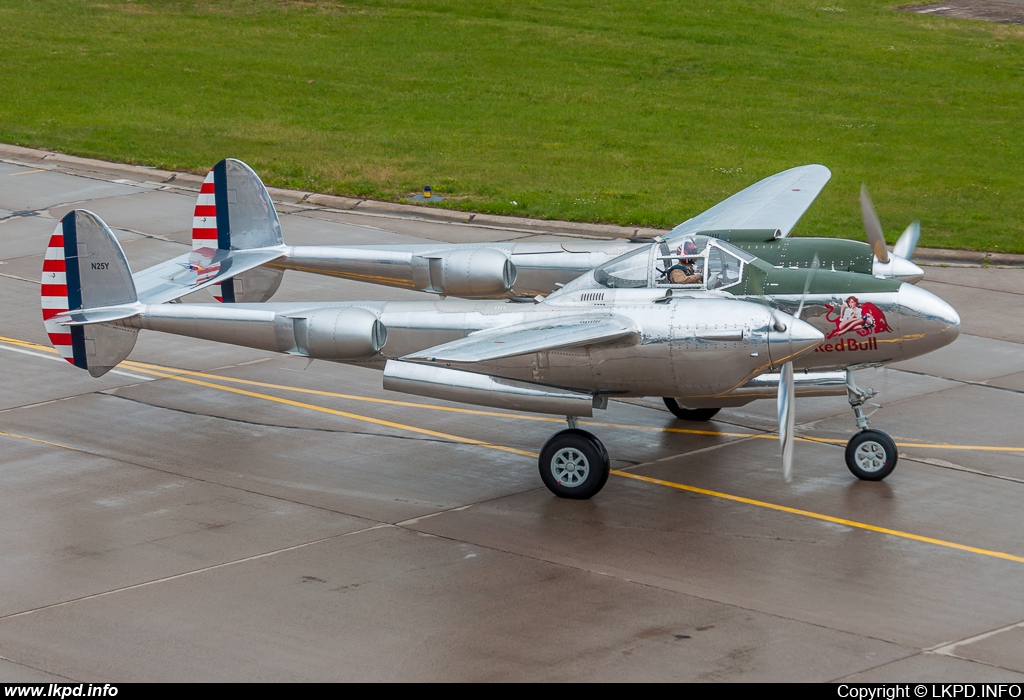 The Flying Bulls – Lockheed P-38L Lightning N25Y