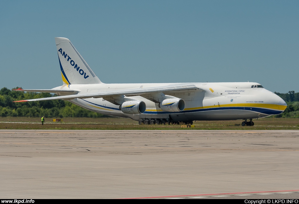 Antonov Design Bureau – Antonov AN-124-100M UR-82007