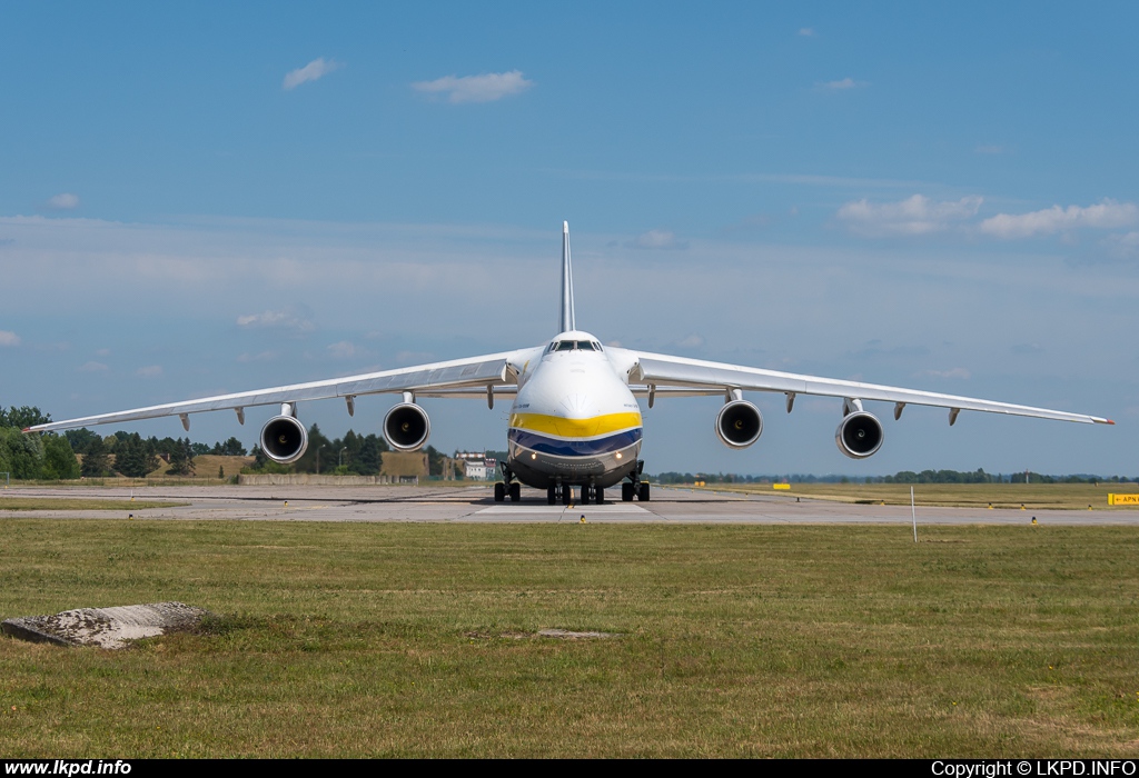 Antonov Design Bureau – Antonov AN-124-100M UR-82007