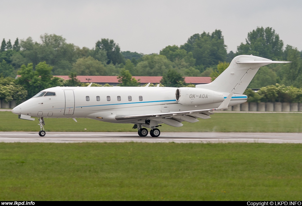 CTR Atmospherica Aviation – Bombardier BD-100-1A10 Challenger 300 OK-AOA