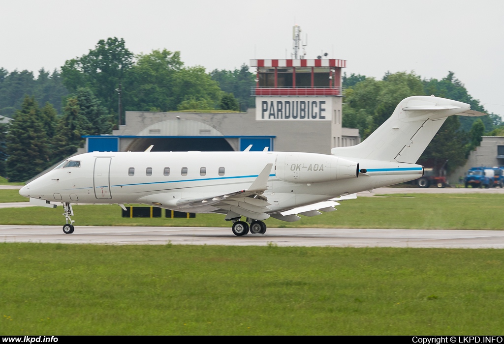 CTR Atmospherica Aviation – Bombardier BD-100-1A10 Challenger 300 OK-AOA