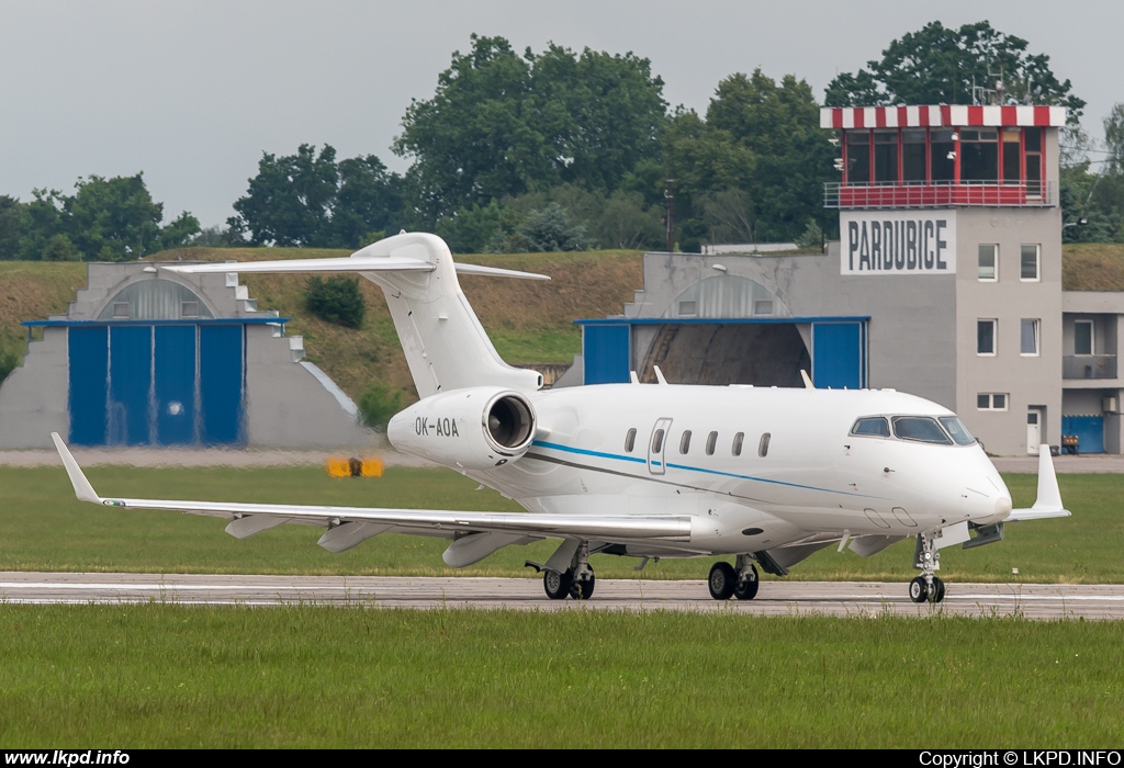 CTR Atmospherica Aviation – Bombardier BD-100-1A10 Challenger 300 OK-AOA