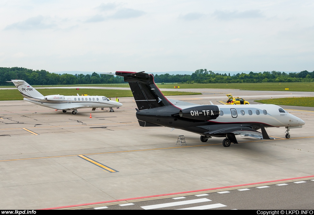 Diamond Sky – Embraer EMB-505 Phenom 300 OH-TFA