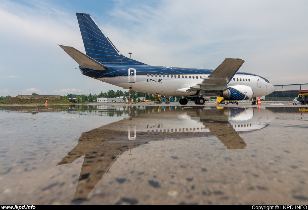 KlasJet – Boeing B737-522 LY-JMS