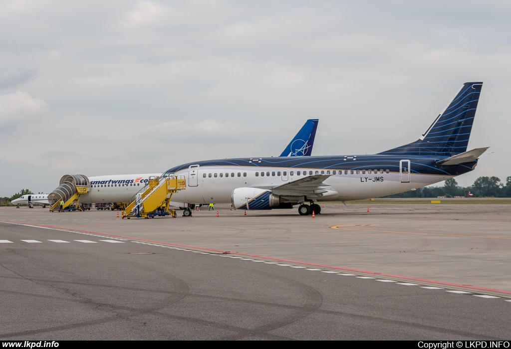 KlasJet – Boeing B737-522 LY-JMS