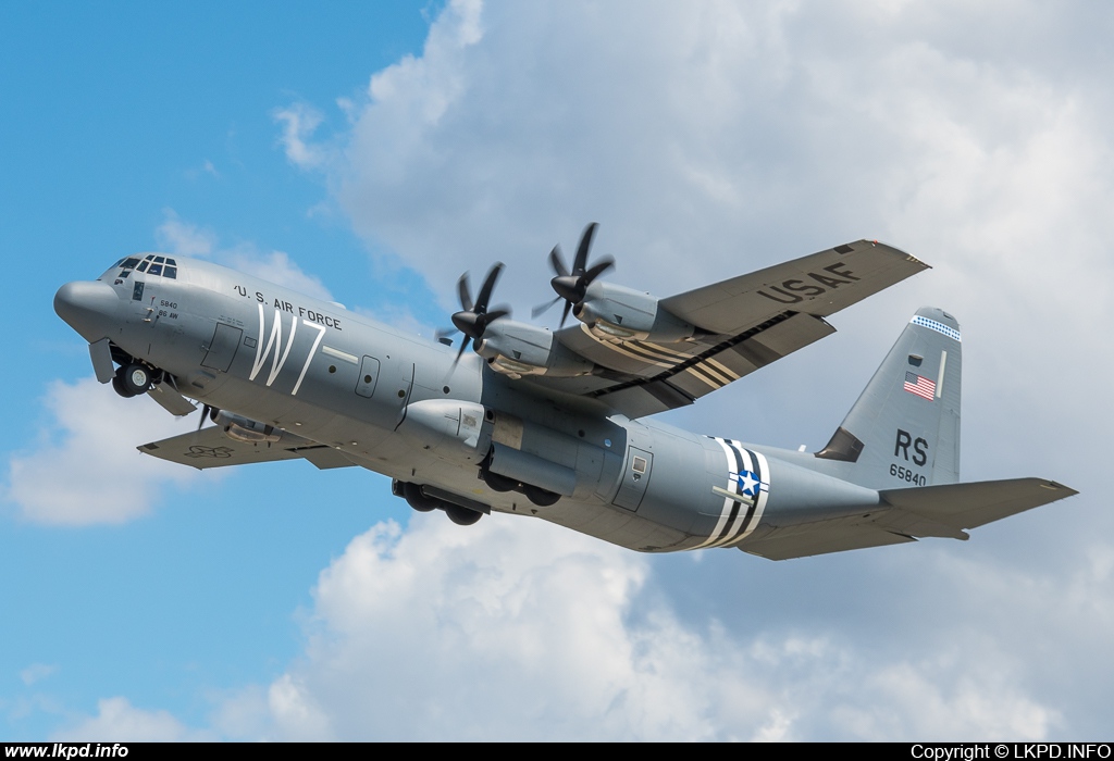 USAF – Lockheed C-130J-30 Hercules 16-5840