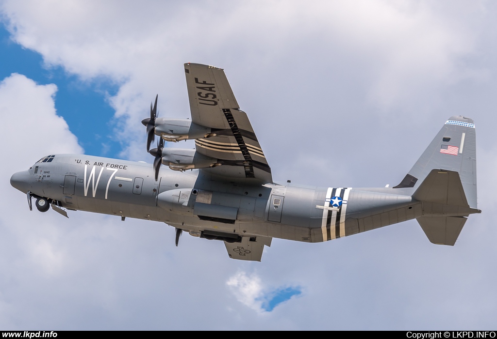 USAF – Lockheed C-130J-30 Hercules 16-5840