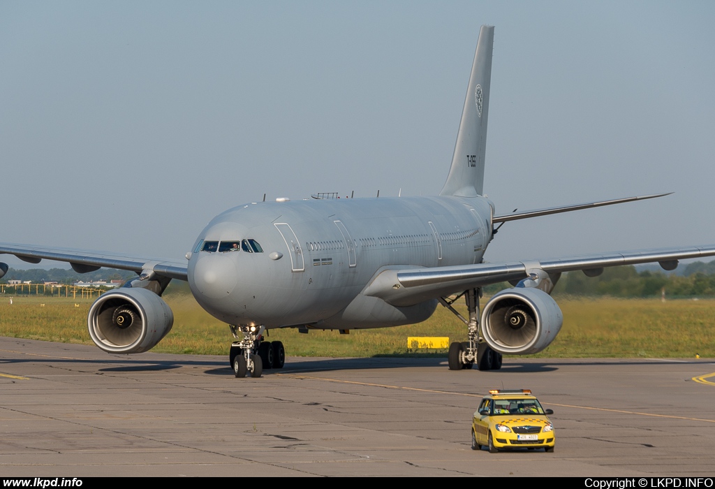 NETHERLANDS AIR FORCE – Airbus A330-243MRTT T-055