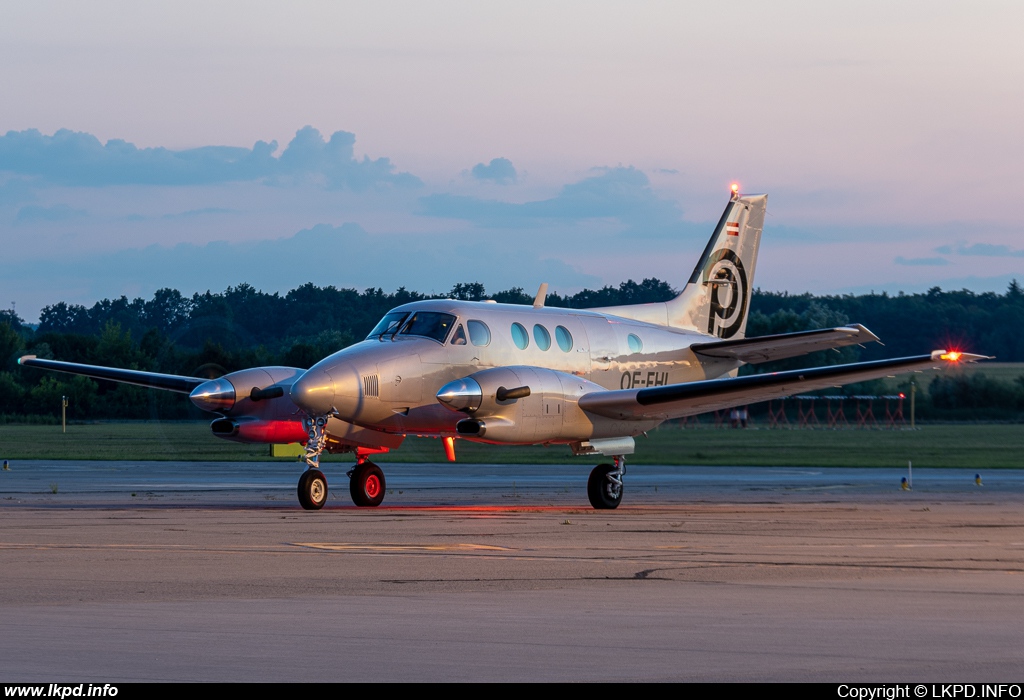 SkyDoctors – Beech C-90A OE-FHL