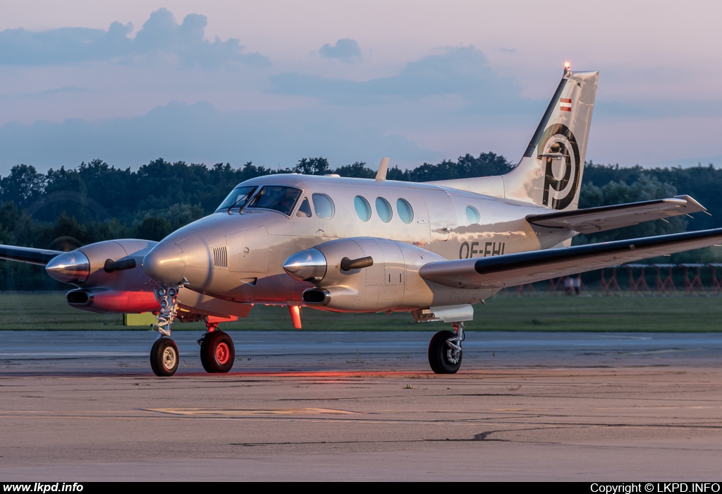 SkyDoctors – Beech C-90A OE-FHL