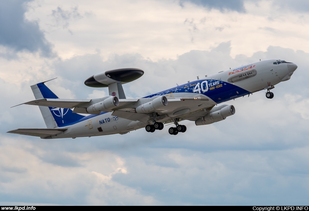 NATO – Boeing E-3A AWACS LX-N90450