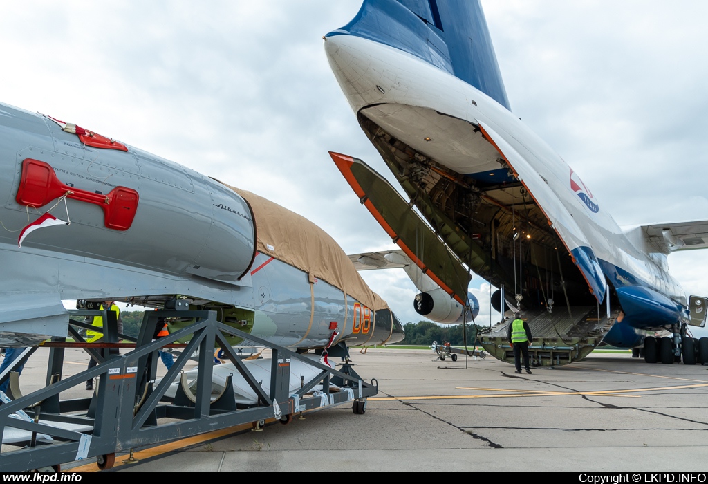 Silk Way Airlines – Iljuin IL-76TD-90SW 4K-AZ100