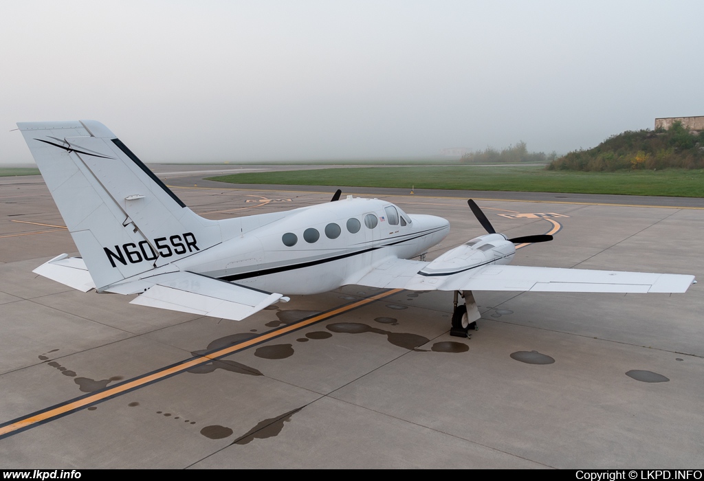 Private/Soukrom – Cessna 421C N605SR