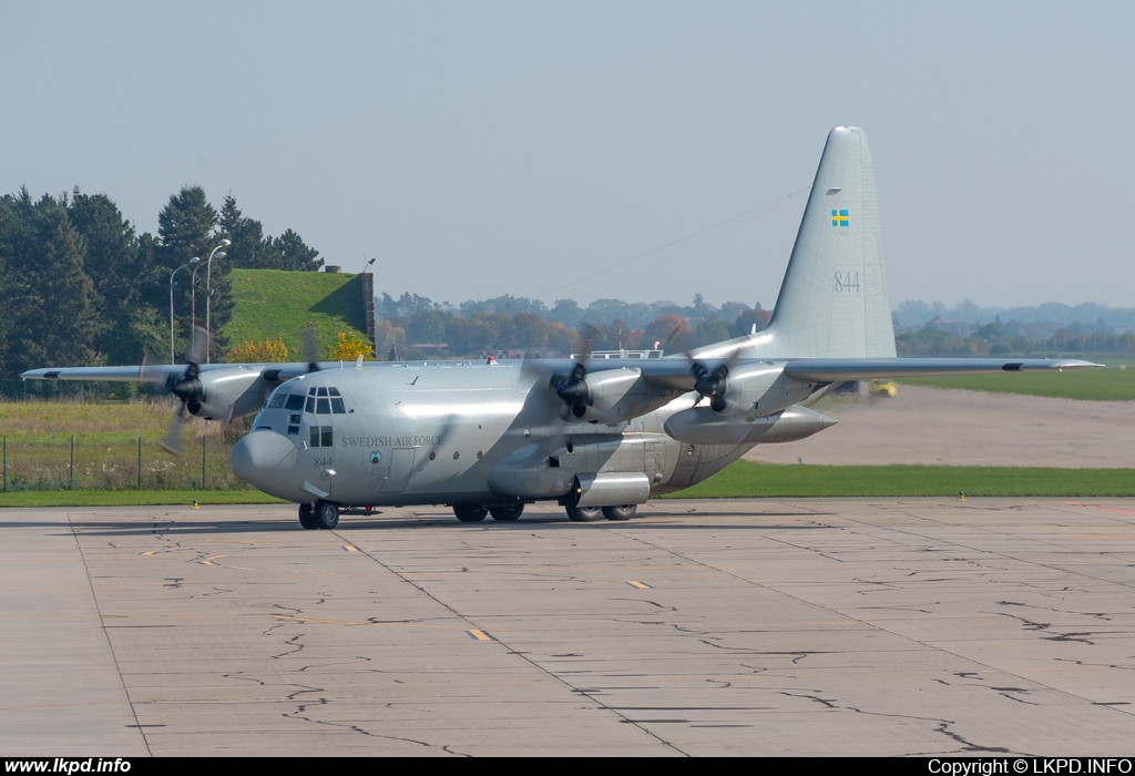 Sweden Air Force – Lockheed C-130H Hercules 84004