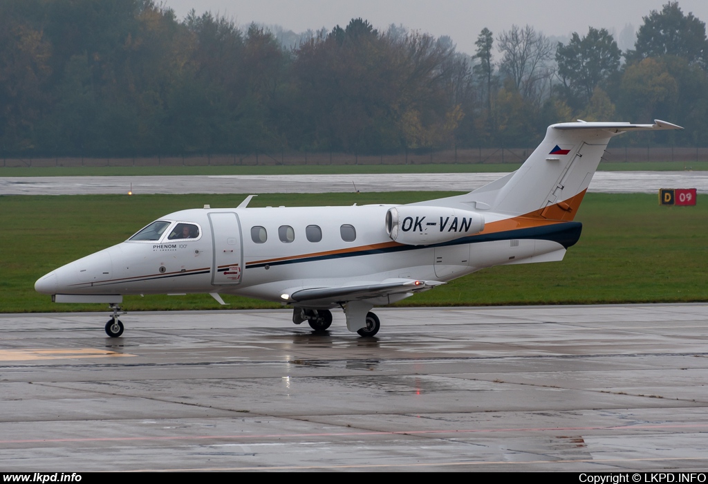 Air Prague – Embraer EMB-500 Phenom 100 OK-VAN