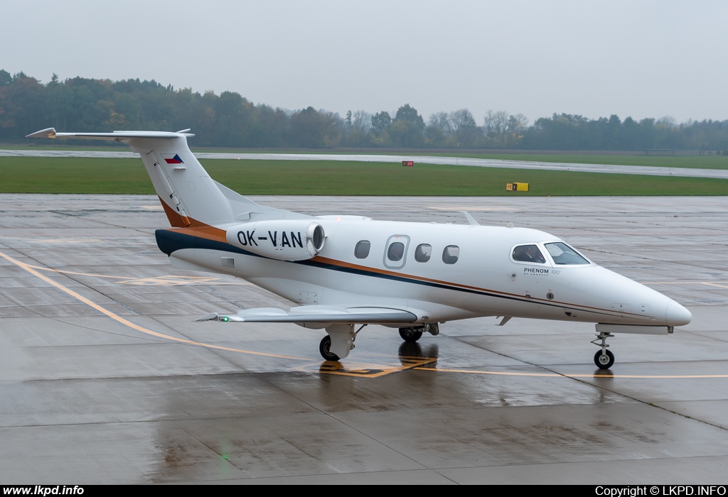 Air Prague – Embraer EMB-500 Phenom 100 OK-VAN