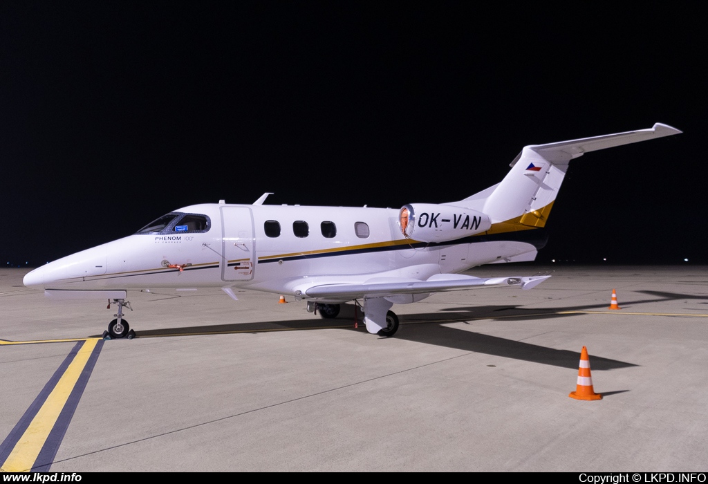 Air Prague – Embraer EMB-500 Phenom 100 OK-VAN