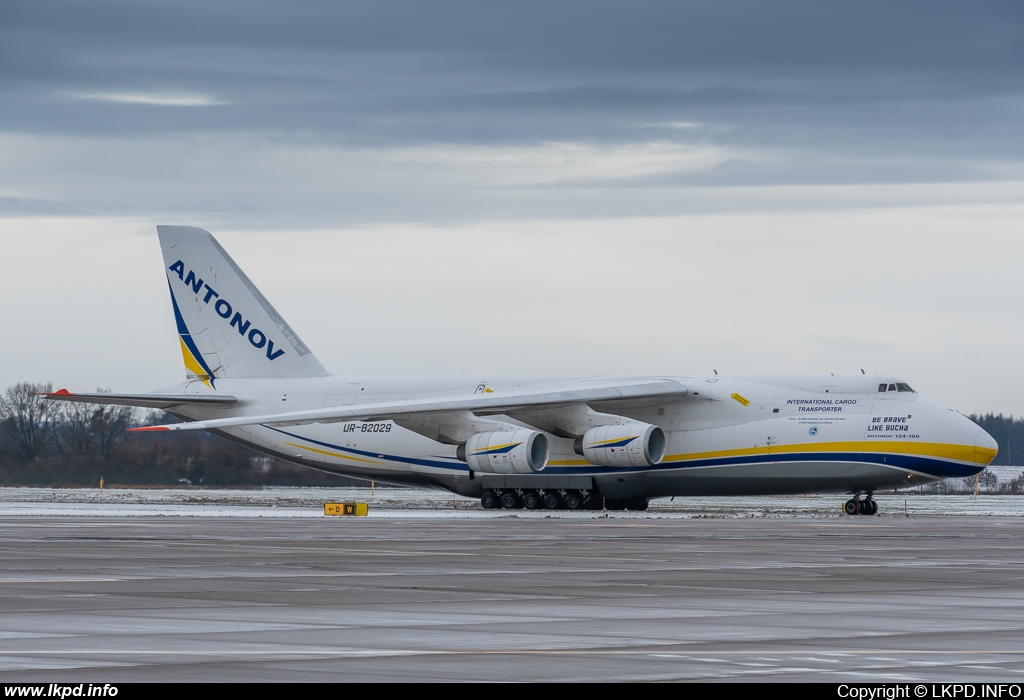 Antonov Design Bureau – Antonov AN-124-100 UR-82029