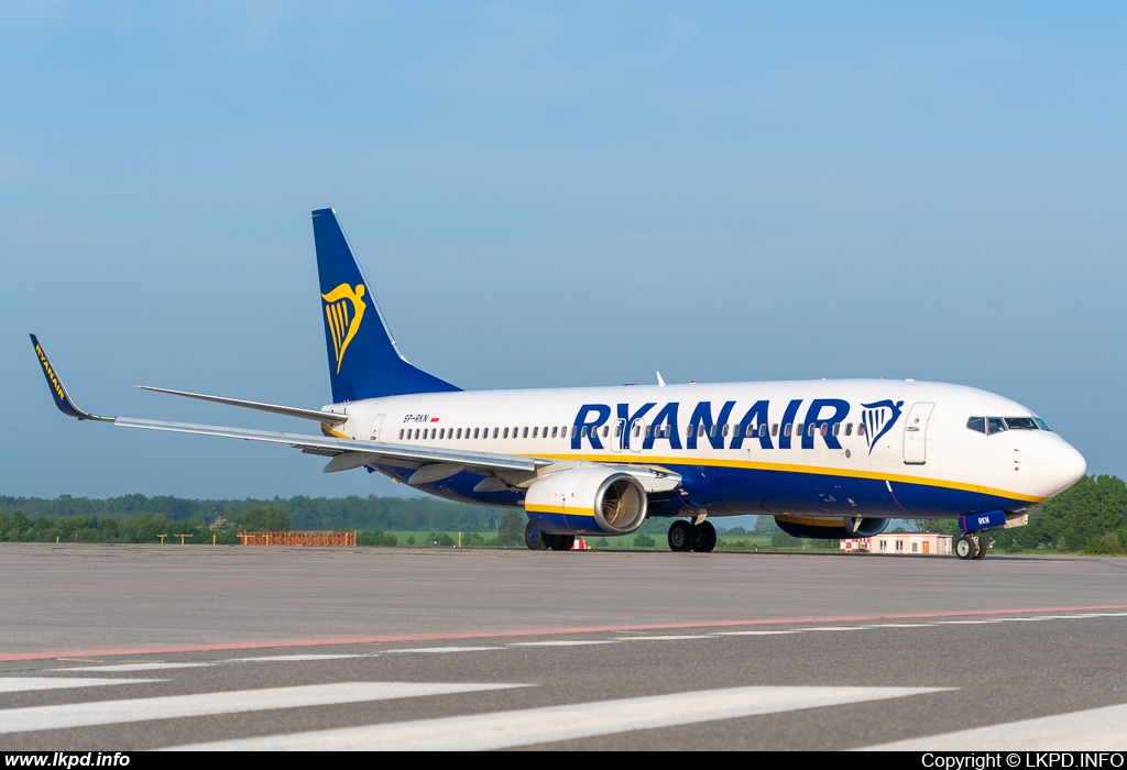 Ryanair – Boeing B737-8AS SP-RKN