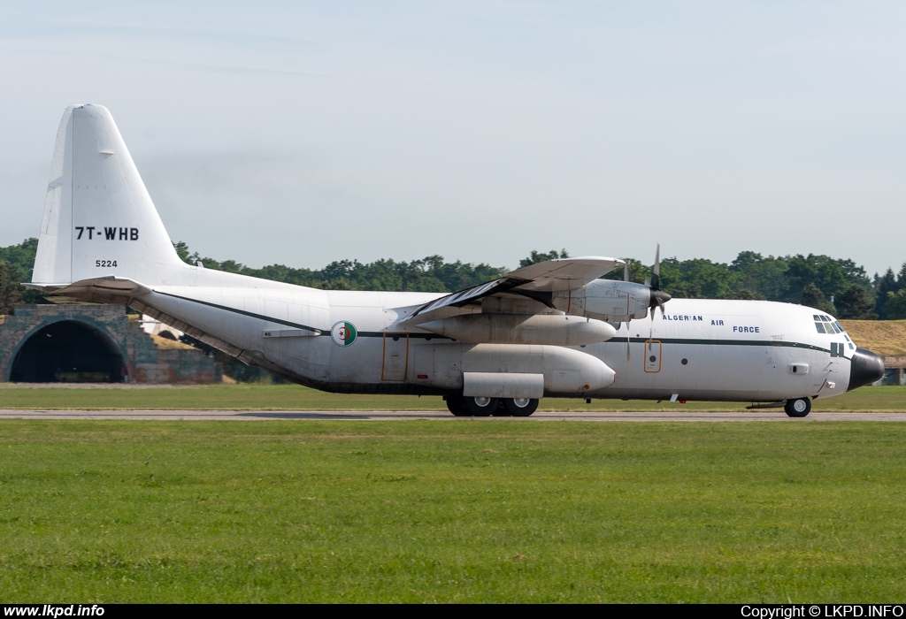 Algeria Air Force – Lockheed C-130H-30 Hercules 7T-WHB