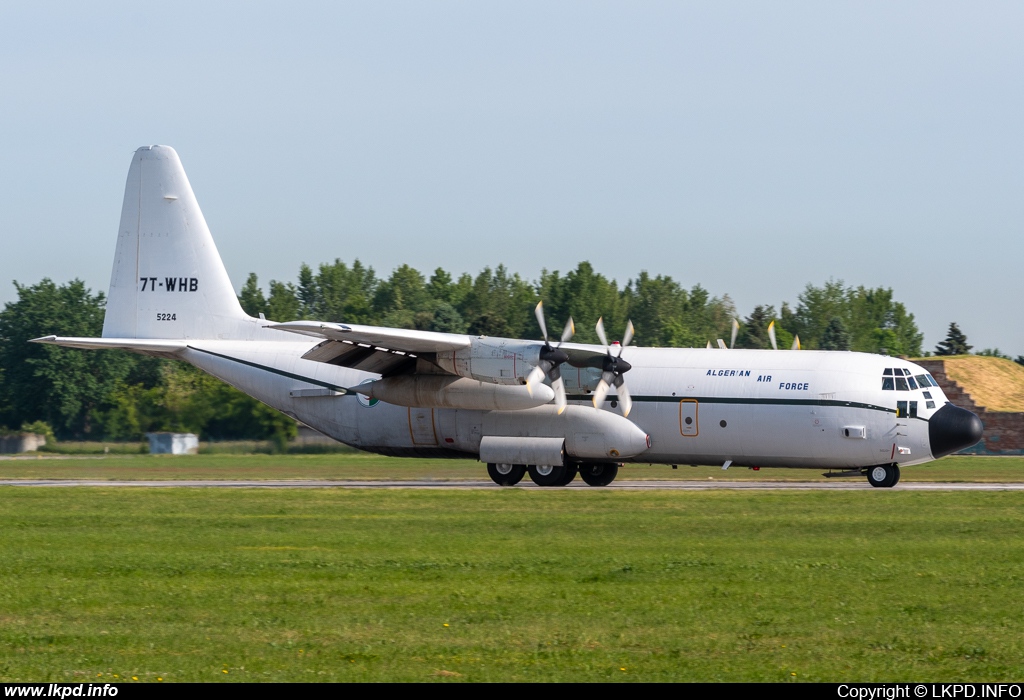 Algeria Air Force – Lockheed C-130H-30 Hercules 7T-WHB