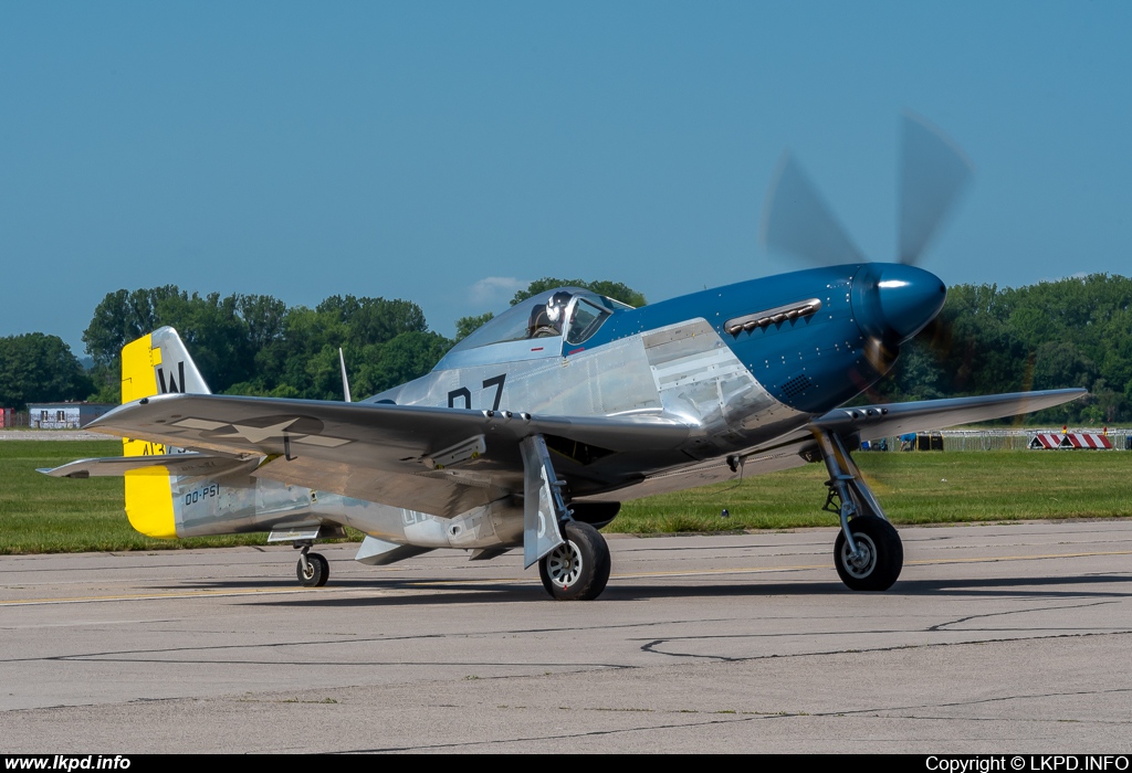 Private/Soukrom – North American P-51D Mustang OO-PSI