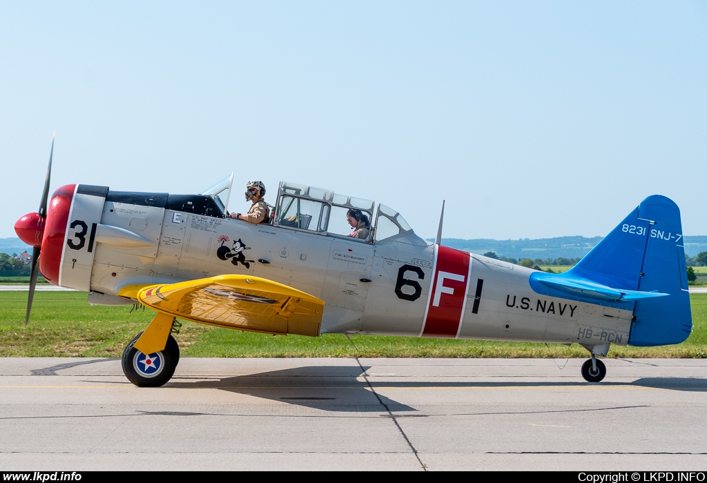 Private/Soukrom – North American T-6G HB-RCN