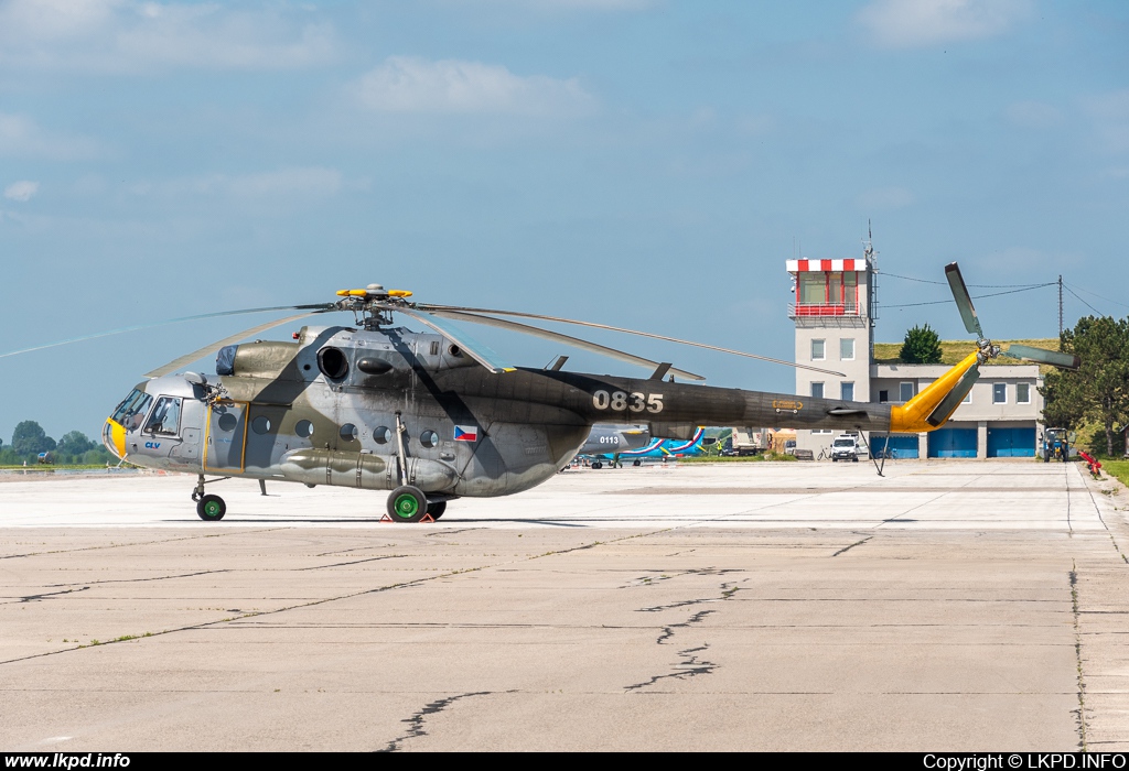 LOM-CLV – Mil Mi-17 0835