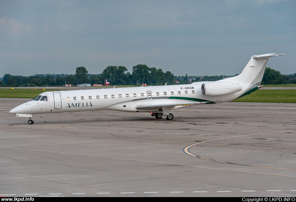 Amelia – Embraer EMB-145LU F-HRAM