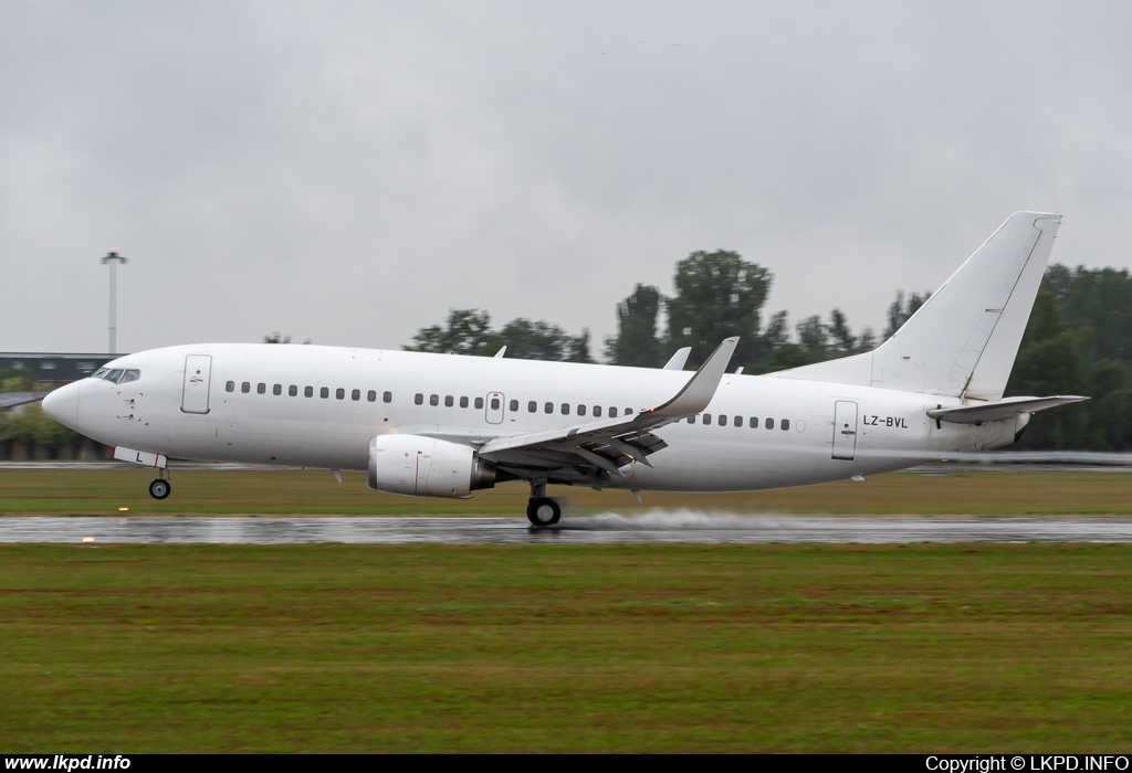 Bulgaria Air – Boeing B737-33S LZ-BVL