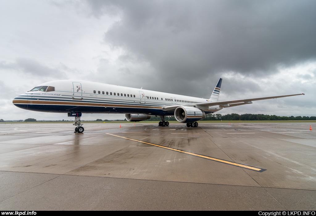 Privilege Style – Boeing B757-256 EC-HDS