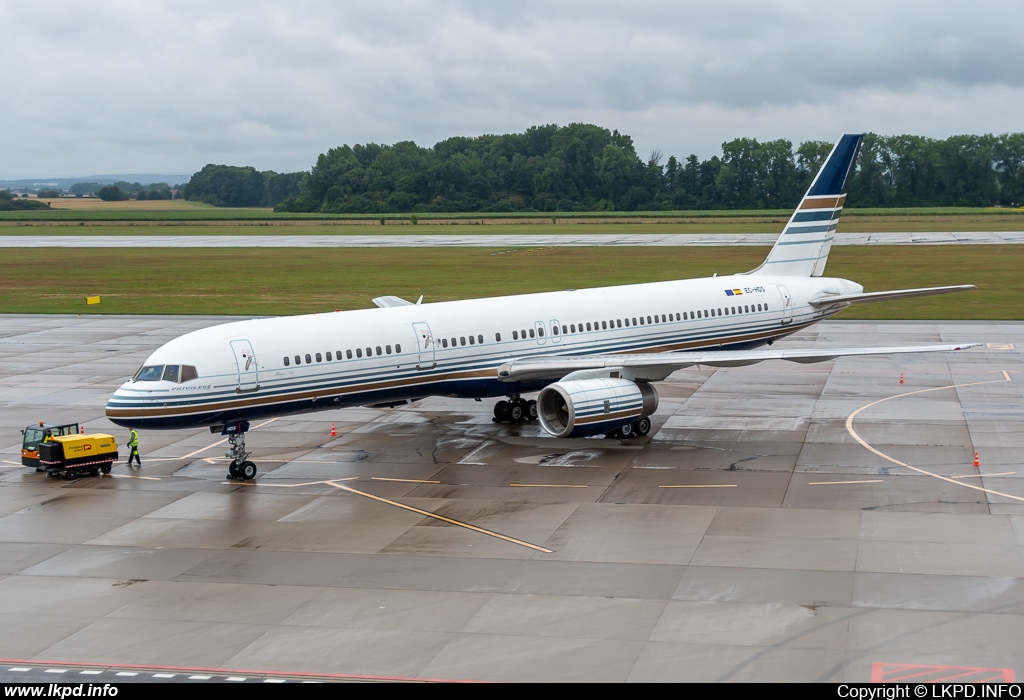 Privilege Style – Boeing B757-256 EC-HDS