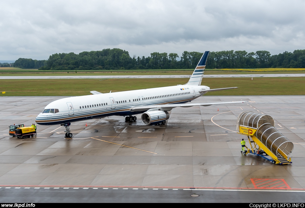 Privilege Style – Boeing B757-256 EC-HDS