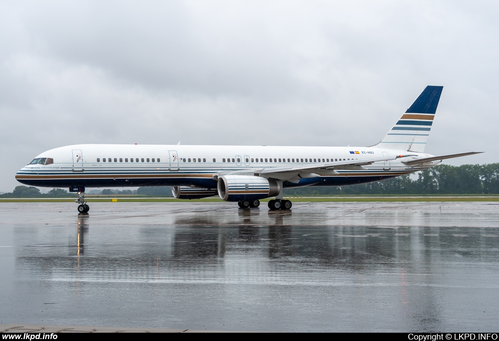 Privilege Style – Boeing B757-256 EC-HDS